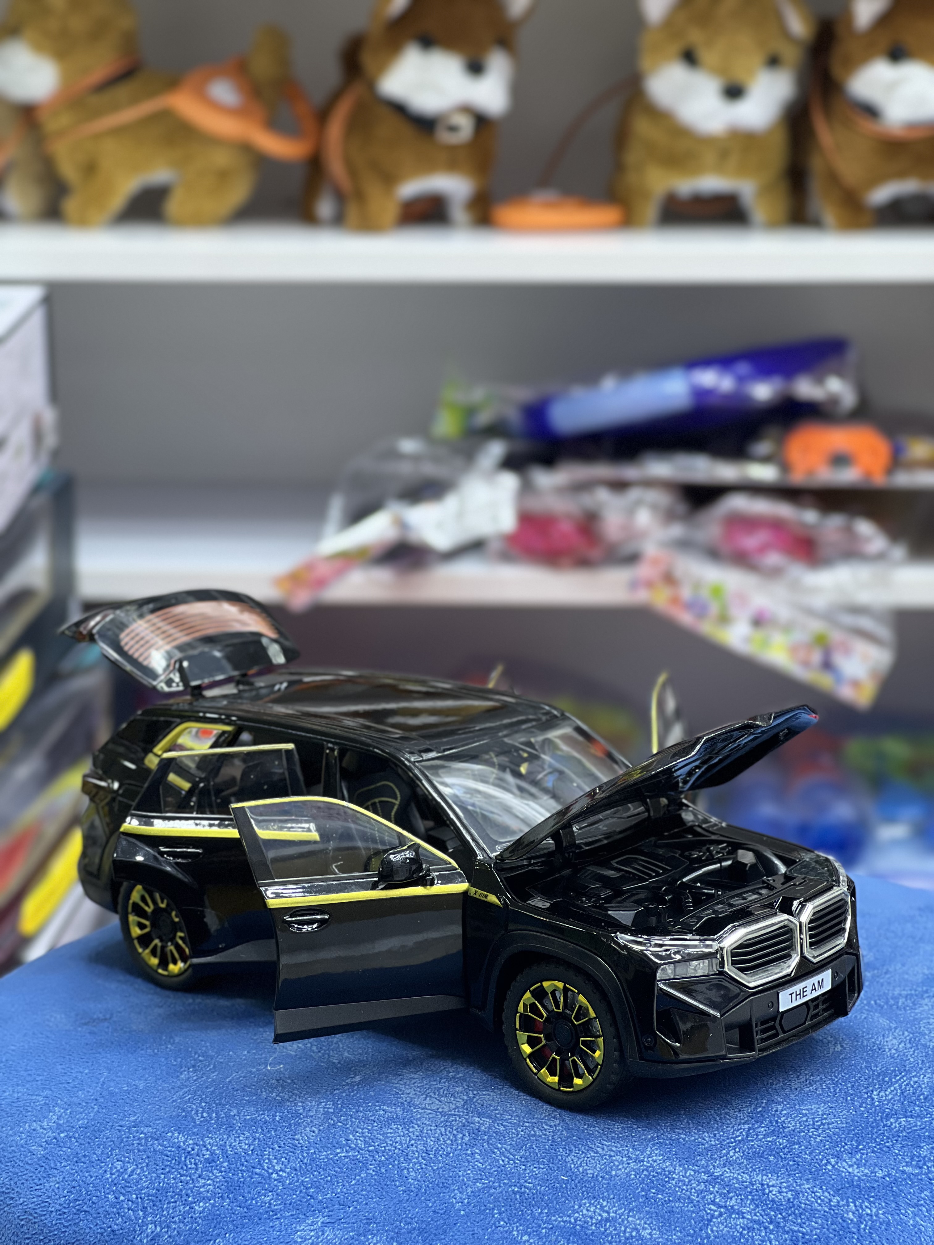 ماشين فلزيBMWسايز1:24دودزا